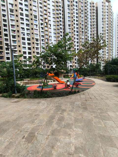 2 BHK Flat In Sunteck Maxx World For Sale  In Naigaon East