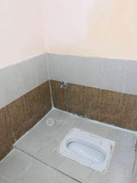 2 BHK Flat In Tnhb Flats For Sale  In  Ambattur