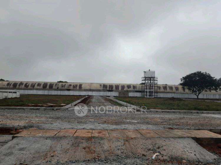 Plot For Sale  In Sr Garden In Devanahalli