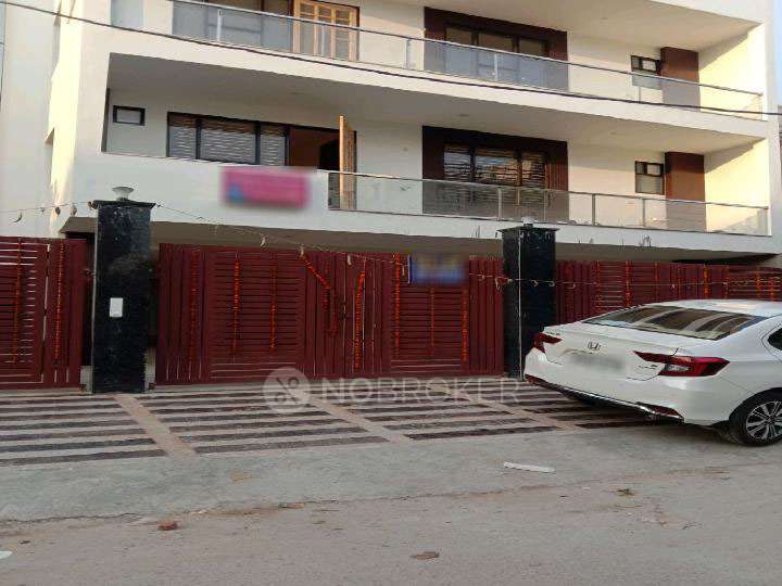 1 RK House for Rent  In Sector 23