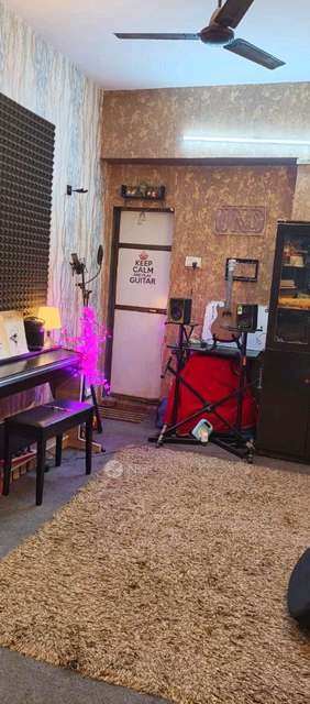 Shop in Kandivali West, Mumbai for Rent 