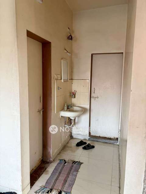 Single Room for Male In 2 BHK  In Gardenia Residency, Hadapsar In Hadapsar