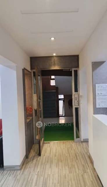 Office Space in Kukreja Center, Mumbai for Rent 