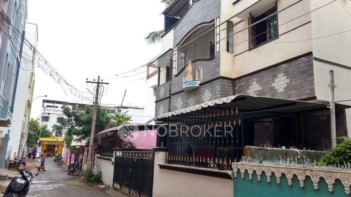 PG for Girls in Ambattur