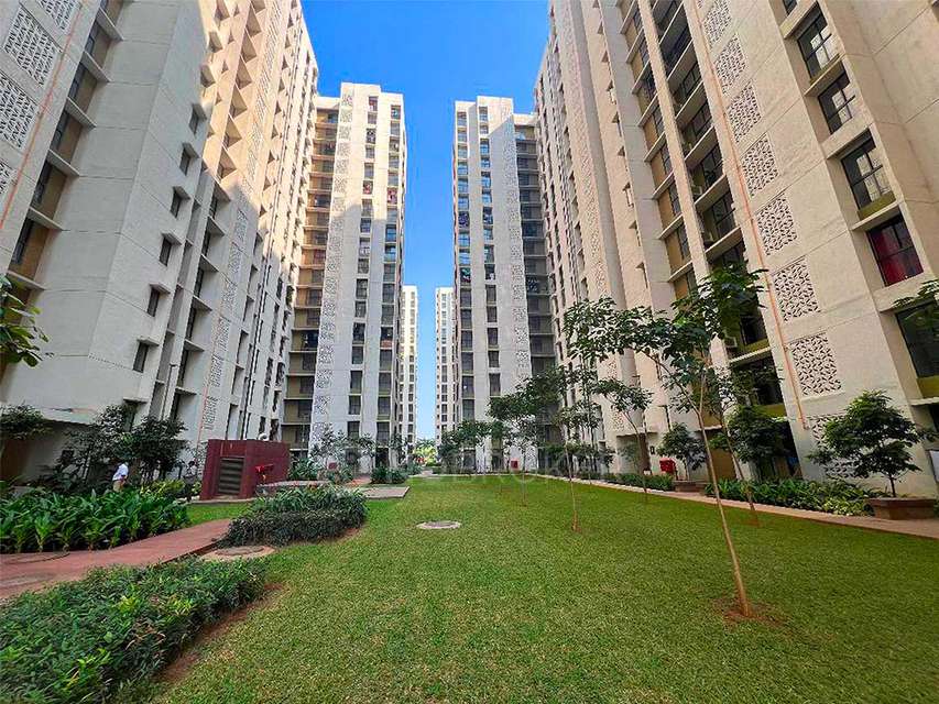2 BHK Flat In Lodha Palava For Sale  In Dombivli