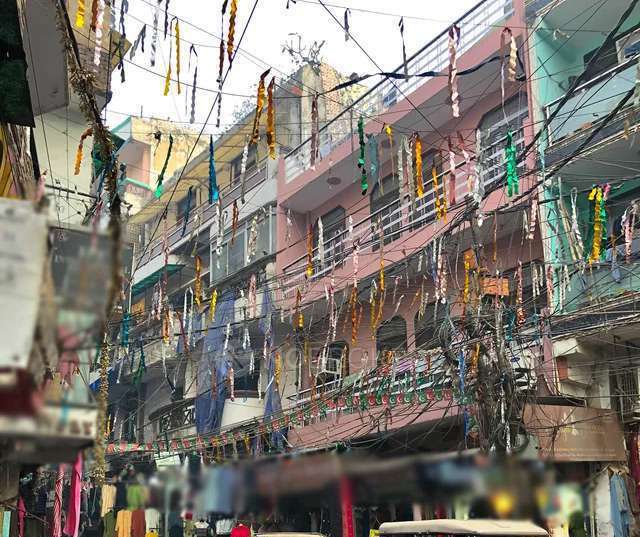 Single Room for Female In 3 BHK  In Batla House In Okhla