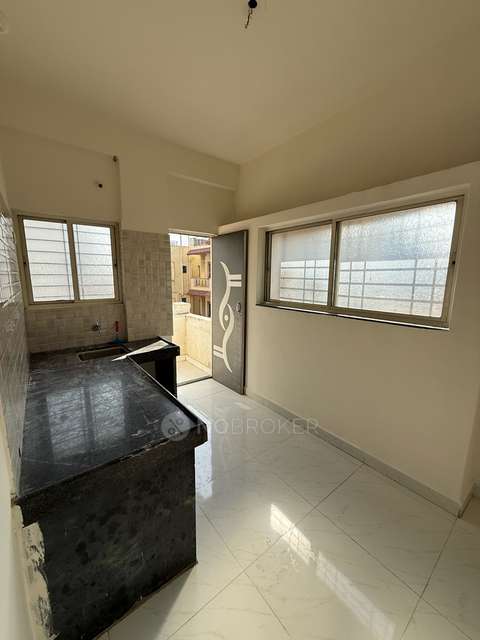 1 BHK Flat In Ganadhiraj Building for Rent  In Tulja Bhawani Nagar