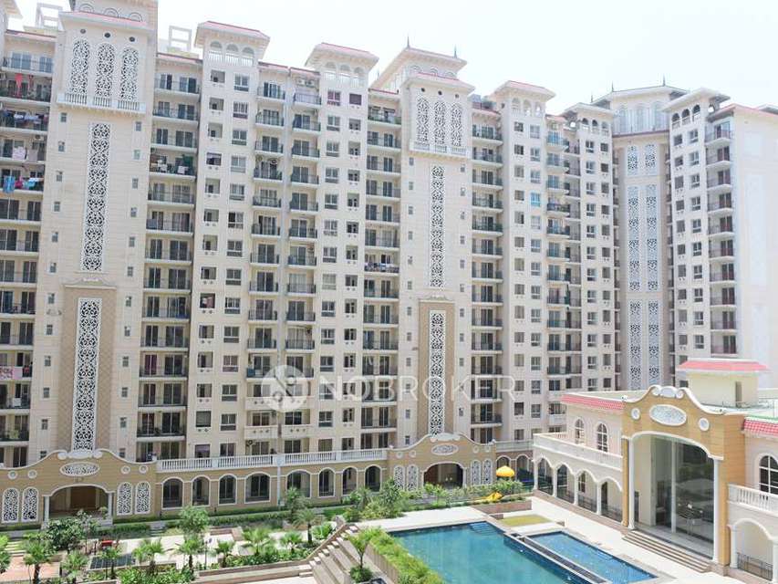 3 BHK Flat In Radhey Krishna Casa Greens 1 For Sale  In Sector 16