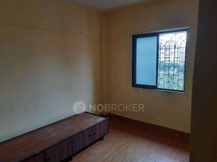 Single Room for Male In 2 BHK  In Geeta Akashdeep Chs In Mira Road East