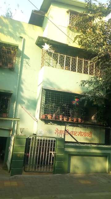 Shared Room for Female In 2 BHK  In Senapati Bapat Housing Society In Wadarvadi