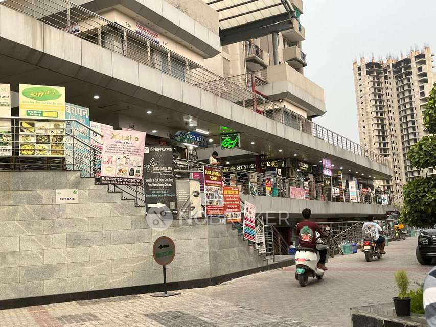 Shop in Sector 107, Gurgaon for Rent 