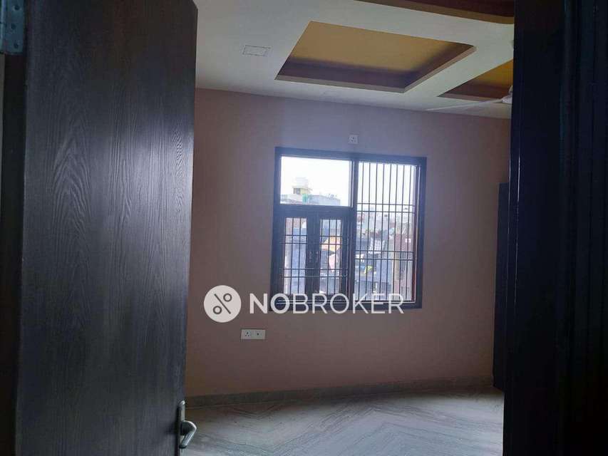 3 BHK Flat In Laxmi Narayan Sadan For Sale  In Rohini