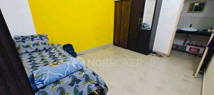 3 BHK Flat In Silver Skyscapes, Vacancy For 1 Room In 3bhk for Rent  In Silver Skyscapes