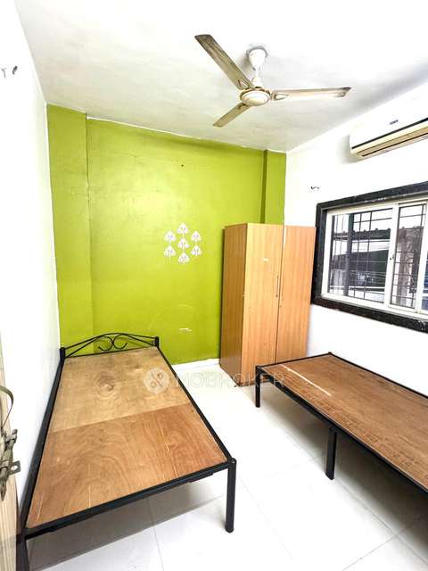 1 BHK Flat In Navale Patil Place for Rent  In Mundhwa