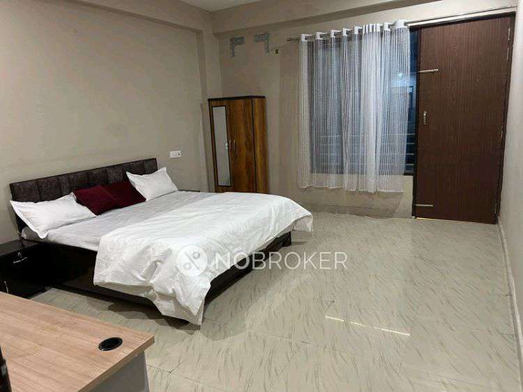 PG for Girls in Sector 121