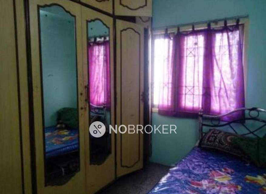 2 BHK Flat In Gowri Chitra Garden Complex For Sale  In Vadapalani