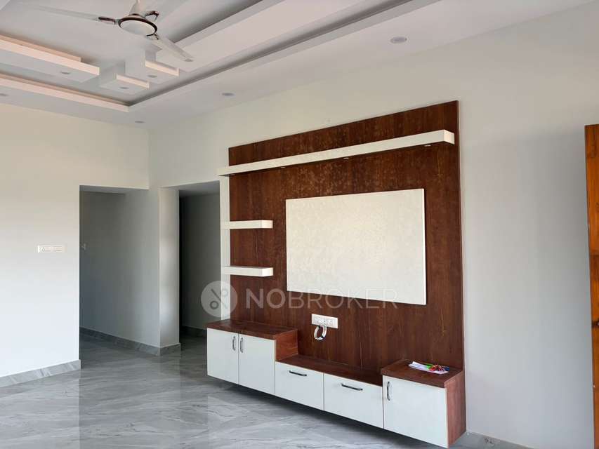 2 BHK House for Rent  In Peace Palace Harry