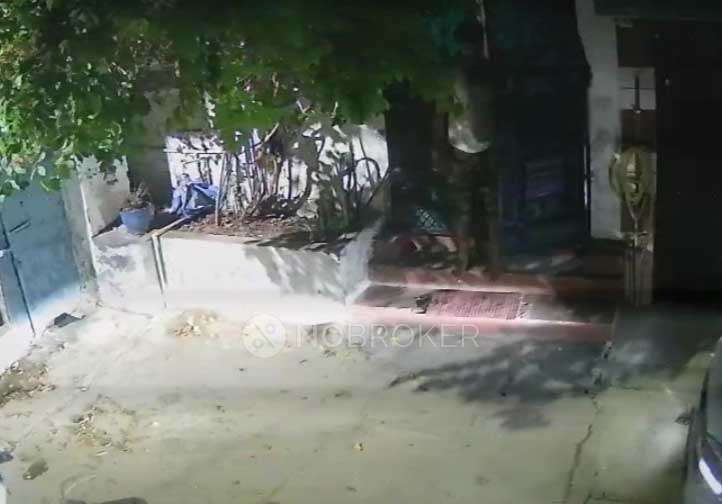 1 BHK House for Rent  In Sheetla Colony, Ashok Vihar Phase Ii