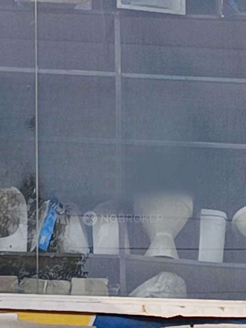 Shop in  Sector 52, Noida for Rent 