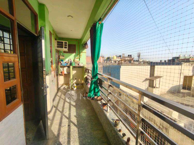 1 BHK Flat In Shalimar Garden Oppo.st Marry School for Rent  In Sahibabad