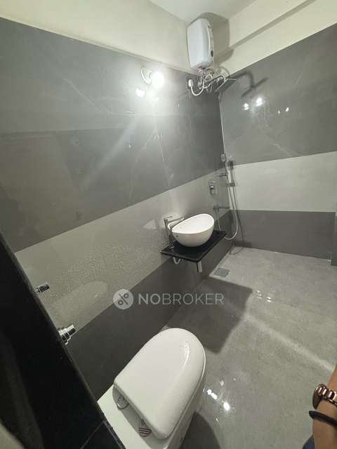 2 BHK Flat In Hig Mhada  for Rent  In Patkar College