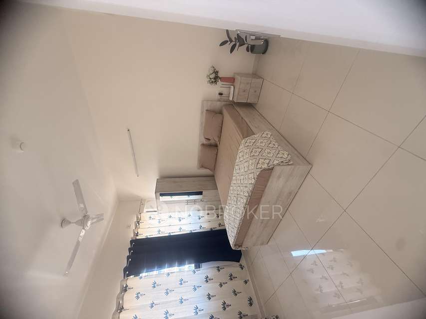 2 BHK Villa In Amanora Gold Towers For Sale  In Hadapsar