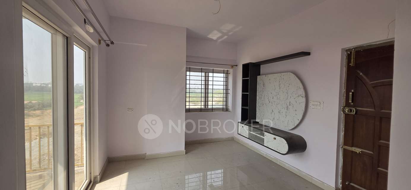 2 BHK Flat In Acrolith Lotus Hill , Varthur For Sale  In Varthur