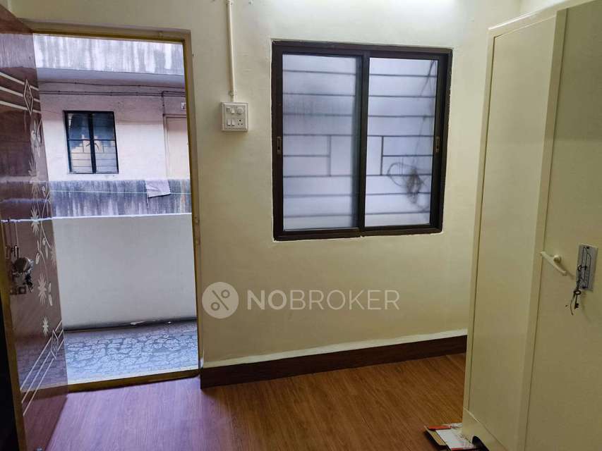 1 RK Flat In Sidharthdarshan Apartment for Rent  In Kumthekar Road