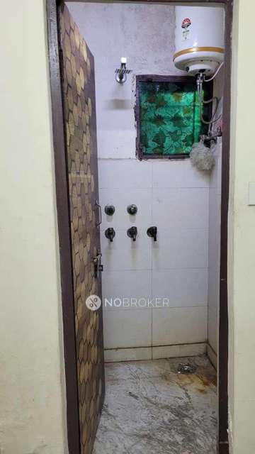 1 BHK Flat In Dda Flats For Sale  In East Panjabi Bagh