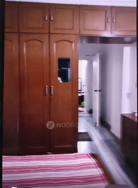 2 BHK Flat In Rishabh Chs Goregaon for Rent  In Goregaon West