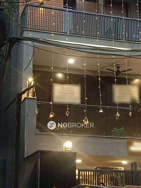 2 BHK Flat For Sale  In East Of Kailash