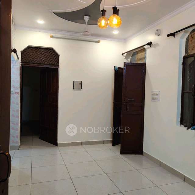 2 BHK Flat In Rwa C4b Block Janakpuri for Rent  In 281 To 328, Block C 4c, Janakpuri, Delhi, 110058, India