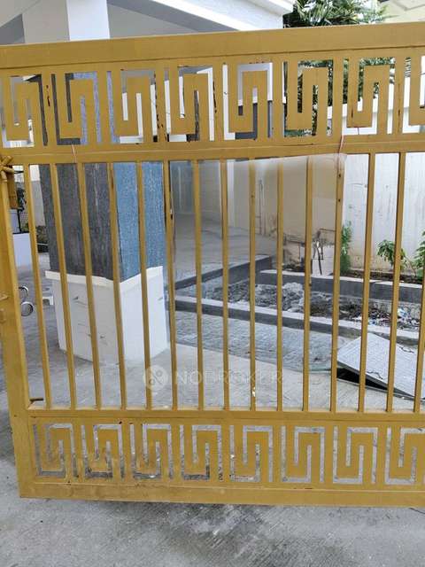 3 BHK Flat In Standalone Bbuilding for Rent  In Manchirevula