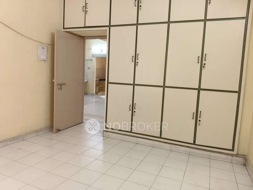 2 BHK Flat In Plot No 942 For Sale  In Vivekananda Nagar, Kukatpally