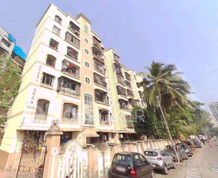 1 BHK Flat In Reputed Green Arch Housing Society for Rent  In Kandivali West