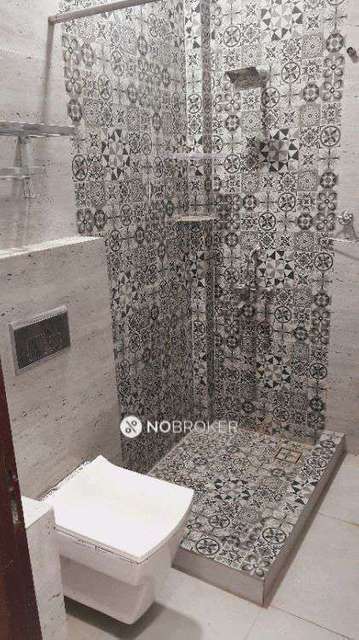 2 BHK Flat For Sale  In Lajpat Nagar