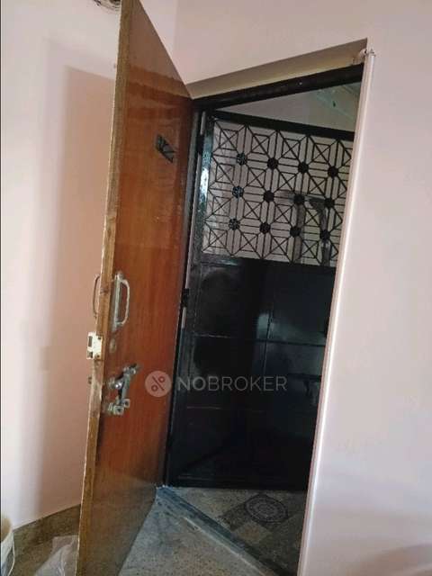 1 BHK Flat In Amar Plaza for Rent  In Hadapsar