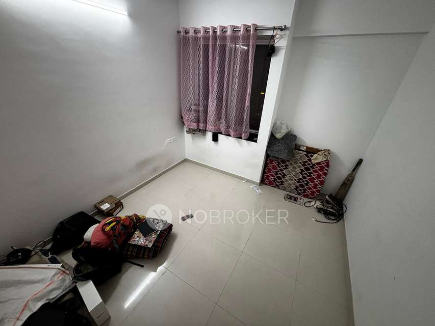 Single Room for Female In 2 BHK  In Dynamic Imperia Plus In Pisoli