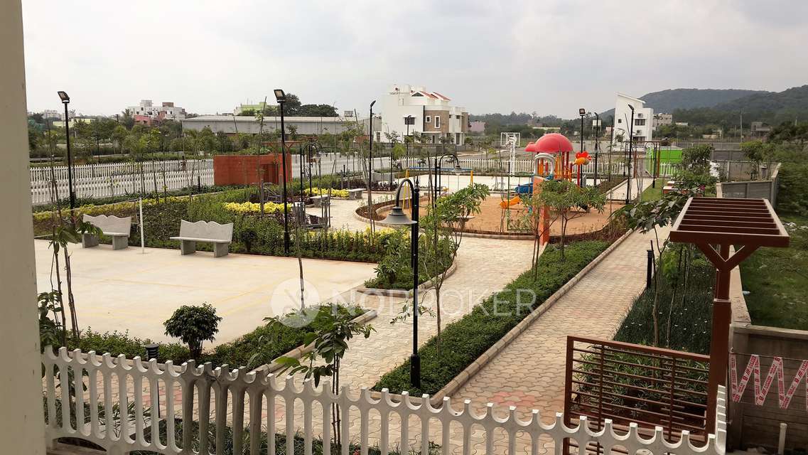 2 BHK Flat In Tvs Emerald Greenhills, Perungalathur For Sale  In New Perungalathur