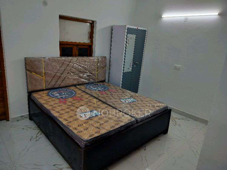 2 BHK House for Rent  In D99, Block D, Sector 41, Noida, Uttar Pradesh 201303, India