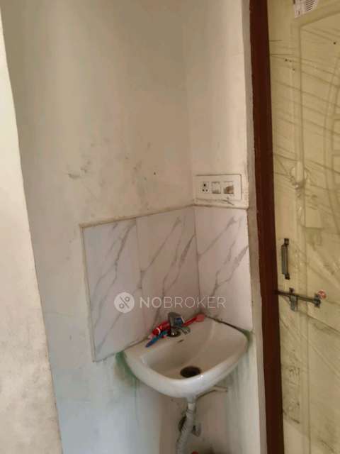 Single Room for Male In 1 BHK  In Picrure Of Balaji Tilak In Kasarsai