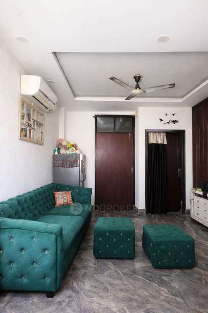 Single Room for Female In 2 BHK  In Apartment In Mehrauli 