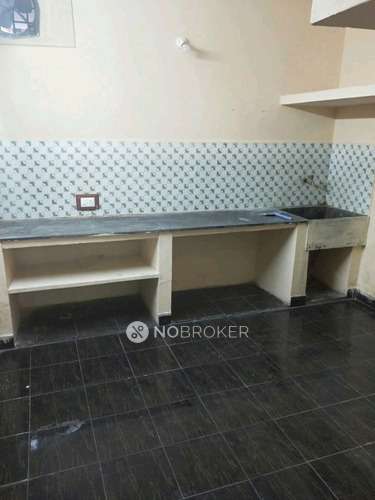 2 BHK House for Rent  In 2513, 1st Main Road