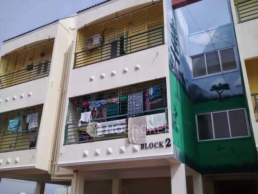 2 BHK Flat In Ganapathi Apartment  For Sale  In Kovilambakkam