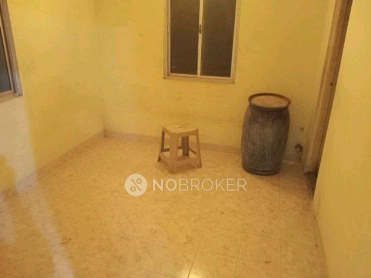 2 BHK Flat In Anand Apartments Phase2 For Sale  In Urapakkam Railway Station