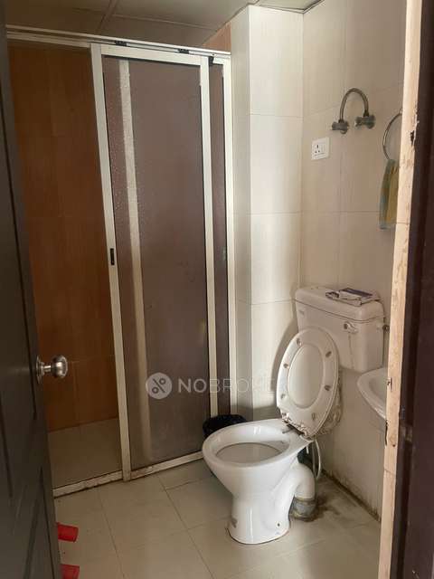 2 BHK Flat In Rishabh Cloud 9 For Sale  In Indirapuram