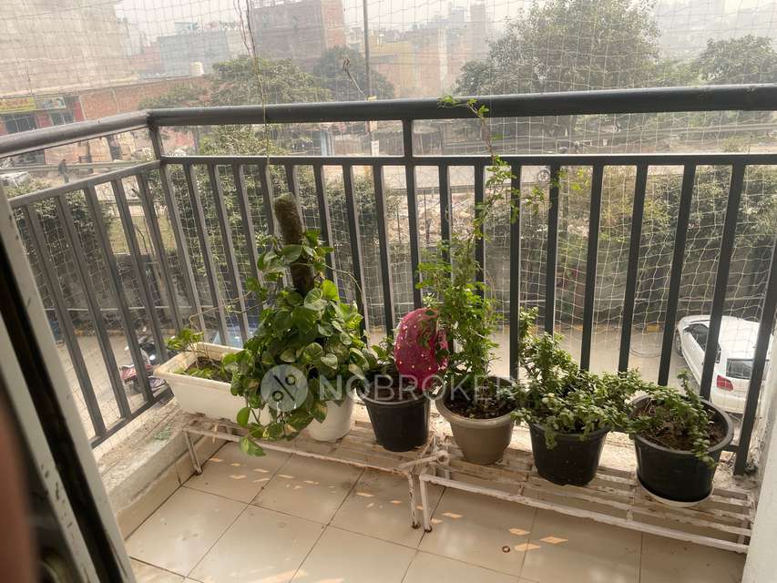 2 BHK Flat In Rishabh Cloud 9 For Sale  In Indirapuram