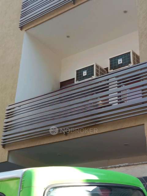 PG for Anyone in  Sector 28