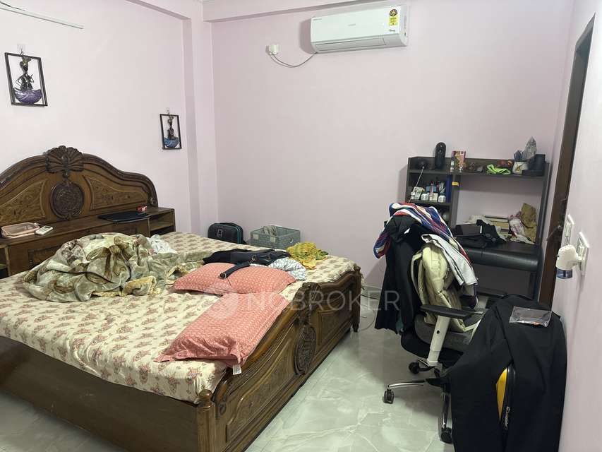 1 BHK Flat In Sb for Rent  In Mayur Vihar