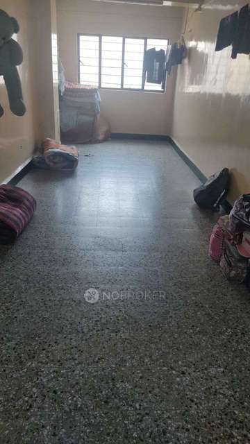 Shared Room for Female In 1 RK  In Shukrawar Peth